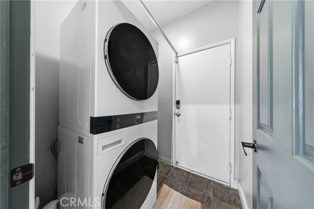 2664 W White Pine, San Bernardino CA: https://media.crmls.org/medias/c4bf2afb-cdd9-4252-9375-1d17123b3fd7.jpg