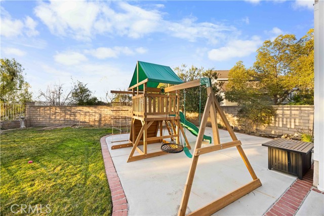 Detail Gallery Image 33 of 38 For 27503 Wellsley Way, Valencia,  CA 91354 - 4 Beds | 3 Baths