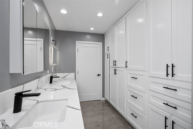 5671 Vonnie Lane, Cypress CA: https://media.crmls.org/medias/c4c00b63-e2cf-448e-aa14-ec777805066a.jpg