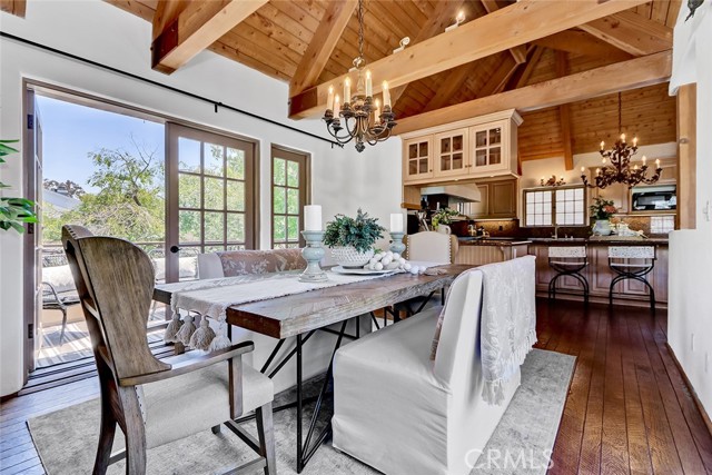 2917 N Poinsettia Avenue, Manhattan Beach CA: https://media.crmls.org/medias/c4c02237-fa8c-4dbc-96b0-825f05f54ca5.jpg
