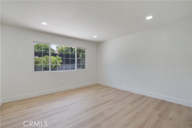 221 Wiley Court, Claremont CA: https://media.crmls.org/medias/c4c044b1-d251-43b1-8e5e-baa29712c870.jpg