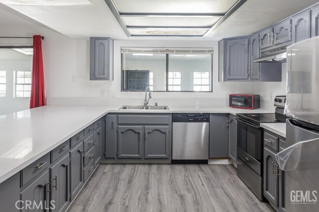 Detail Gallery Image 7 of 19 For 8525 Great Circle, California City,  CA 93505 - 4 Beds | 2 Baths