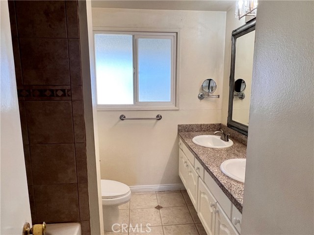 Detail Gallery Image 14 of 22 For 10961 Key West, Porter Ranch,  CA 91326 - 4 Beds | 2 Baths