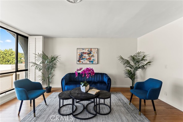 Detail Gallery Image 10 of 33 For 4227 Freedom Dr #304,  Calabasas,  CA 91302 - 3 Beds | 2 Baths