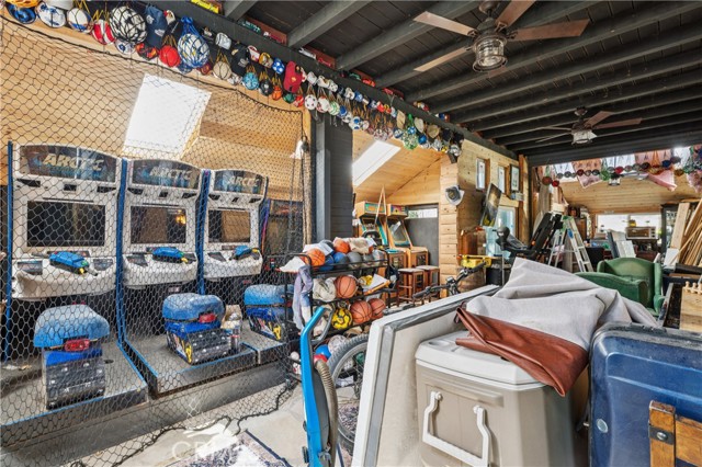 Detail Gallery Image 9 of 49 For 33846 Green Valley Lake, Green Valley Lake,  CA 92341 - 5 Beds | 2 Baths