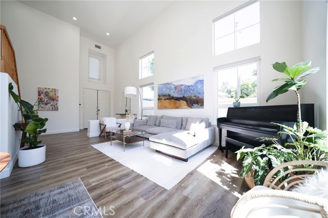 2902 Easton Place, Rowland Heights CA: https://media.crmls.org/medias/c4c37481-41c2-48bd-bb76-608a470e317f.jpg