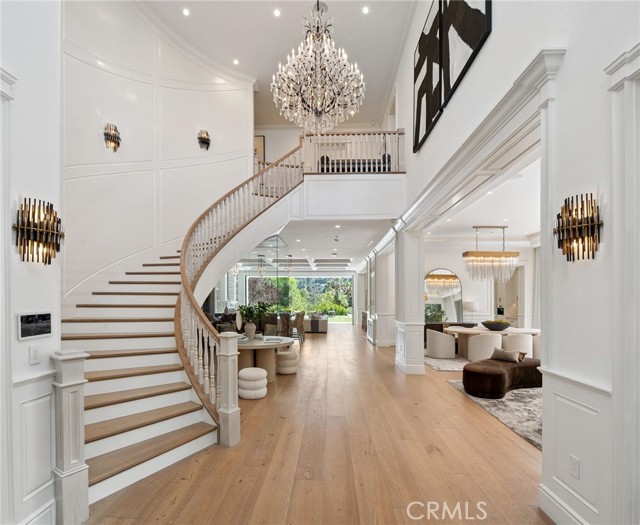 16630 Oldham Place, Encino CA: https://media.crmls.org/medias/c4c480f8-eaeb-44d4-b92b-b3e983b3031e.jpg