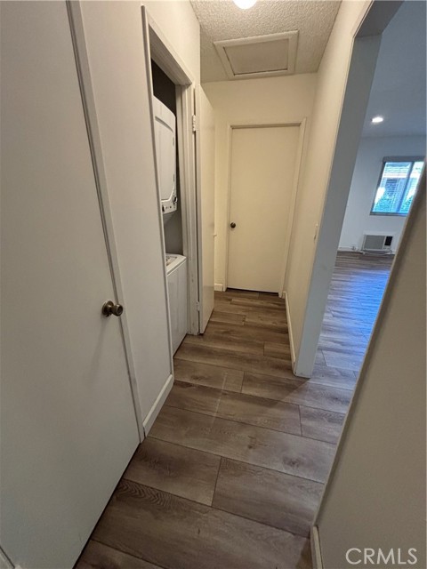 Detail Gallery Image 5 of 37 For 17926 Irvine Bld, Tustin,  CA 92780 - 2 Beds | 2 Baths