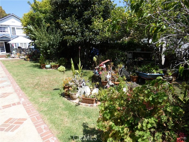 218 Broadway, Redondo Beach, California 90277, ,Residential Income,For Sale,Broadway,SB25042153