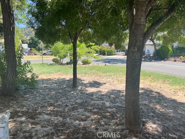 Detail Gallery Image 3 of 23 For 545 Keys Bld, Clearlake Oaks,  CA 95423 - 3 Beds | 2 Baths
