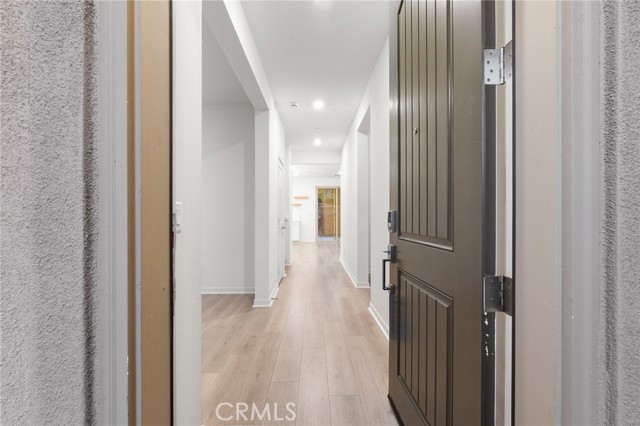 Detail Gallery Image 5 of 57 For 3950 Satsuma, Corona,  CA 92883 - 4 Beds | 3 Baths