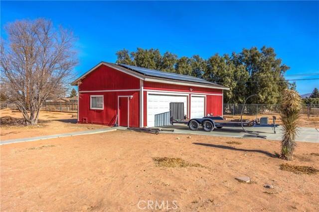 Detail Gallery Image 42 of 45 For 21460 Pine Ridge Ave, Apple Valley,  CA 92307 - 3 Beds | 2/1 Baths