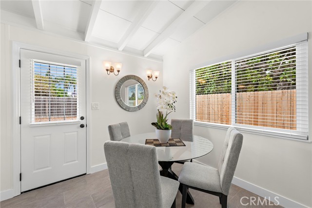 Detail Gallery Image 5 of 23 For 1529 W Secrest Way, Santa Ana,  CA 92704 - 4 Beds | 2 Baths