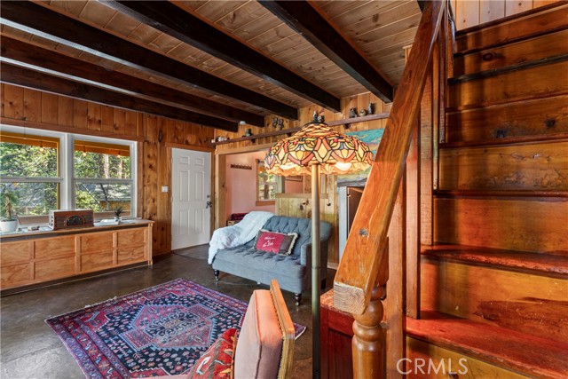 Detail Gallery Image 19 of 35 For 572 W Victoria Ct, Lake Arrowhead,  CA 92352 - 3 Beds | 1 Baths