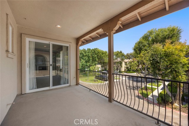 72 Salton, Irvine CA: https://media.crmls.org/medias/c4c993b7-4732-42f0-a6e2-8c97a6b98e9e.jpg