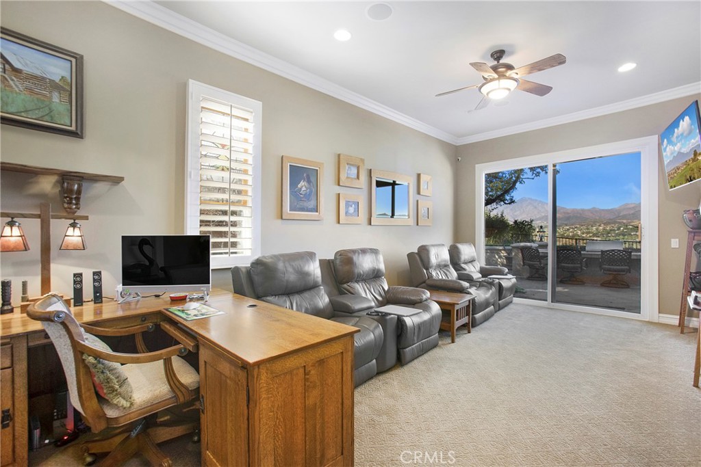 MLS #OC25163046 image #21