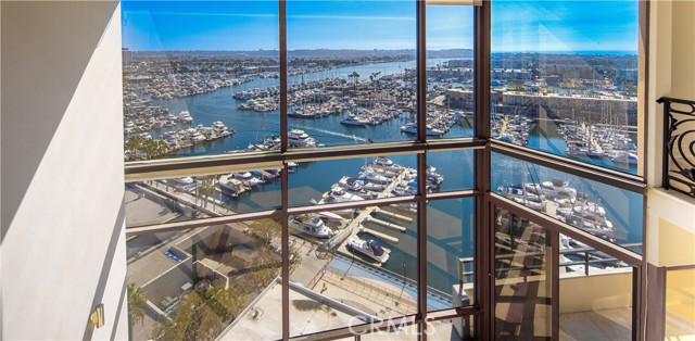Detail Gallery Image 7 of 42 For 4335 Ph35 Marina City Drive, Marina Del Rey,  CA 90292 - 2 Beds | 2/1 Baths