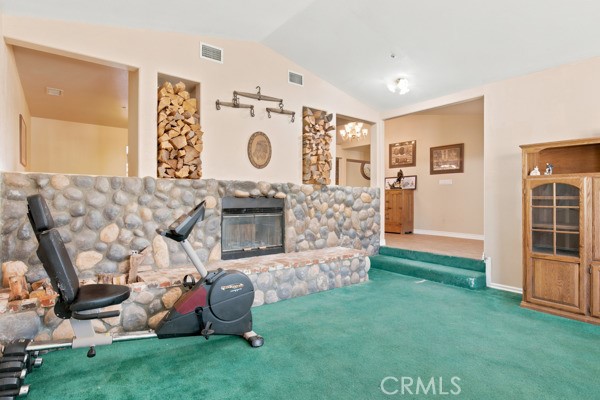 https://media.crmls.org/medias/c4cb2005-90fd-4824-9017-39192cbe1037.jpg?preset=X-Large