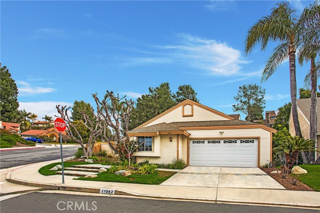 MLS# OC23033397