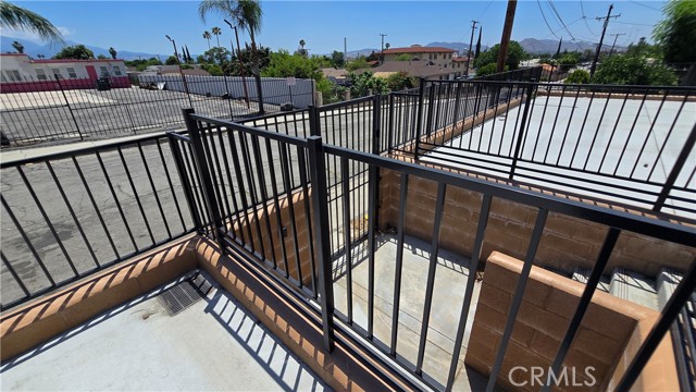 1505 W 7th Street, San Bernardino CA: https://media.crmls.org/medias/c4cbd526-54e9-439a-a629-1b30794a1550.jpg