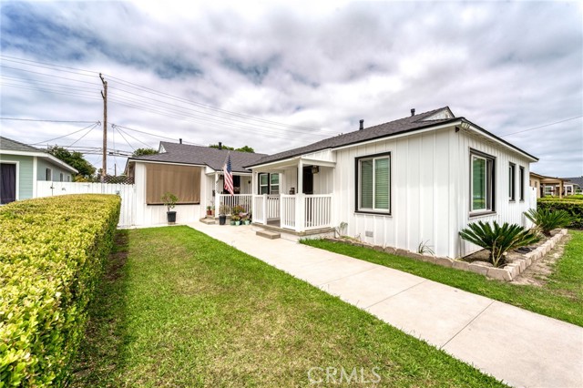 2221 Granada Avenue, Long Beach, California 90815, ,Multi-Family,For Sale,Granada,OC24241294