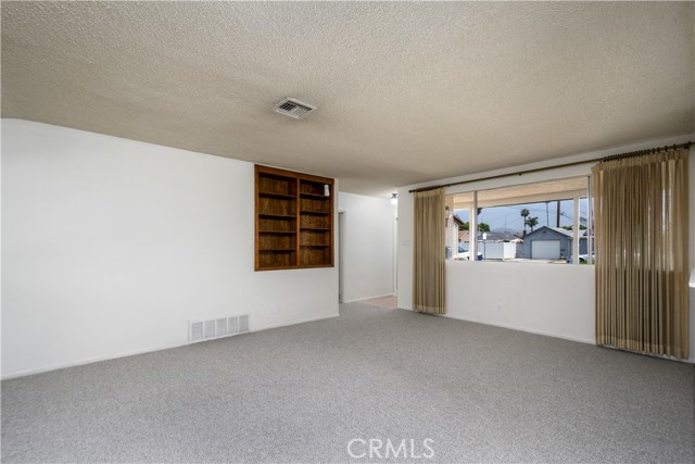 13414 Mystic Street, Whittier CA: https://media.crmls.org/medias/c4cc5066-f527-4553-ad00-cbdddd77c9db.jpg