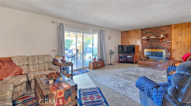 Detail Gallery Image 32 of 53 For 18460 Hibiscus Ave, Riverside,  CA 92508 - 4 Beds | 2 Baths
