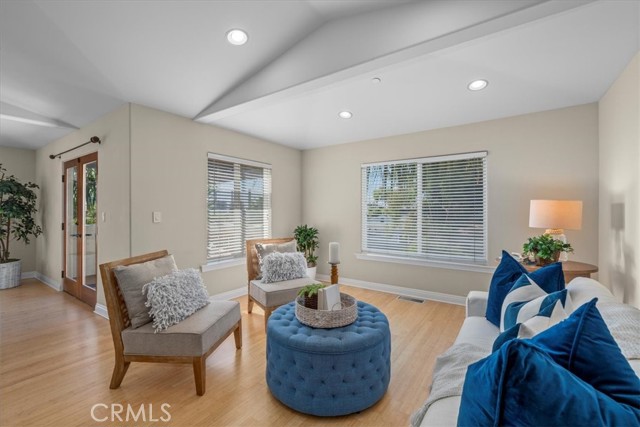 160 Ardmore Avenue, Hermosa Beach, California 90254, 4 Bedrooms Bedrooms, ,2 BathroomsBathrooms,Residential,Sold,Ardmore,SB23187976