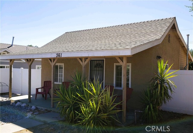 Detail Gallery Image 1 of 8 For 361 N 5th St, Banning,  CA 92220 - 1 Beds | 1 Baths