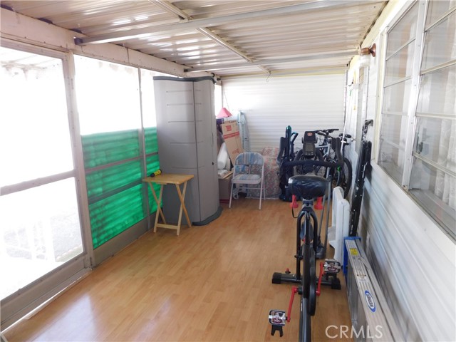 1001 S 3rd Street, Calimesa CA: https://media.crmls.org/medias/c4cd1660-62a6-4884-8b5b-4d538e48f1b0.jpg