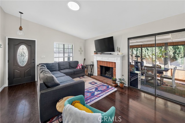 Detail Gallery Image 5 of 35 For 25784 Covala Ct, Valencia,  CA 91355 - 2 Beds | 2 Baths