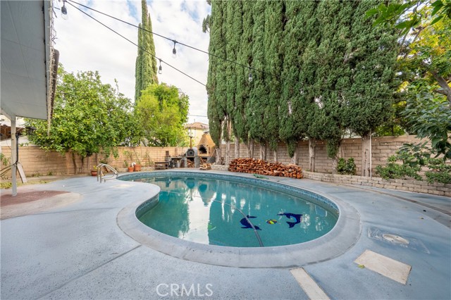 Detail Gallery Image 25 of 34 For 20138 Elkwood St, Winnetka,  CA 91306 - 4 Beds | 3 Baths