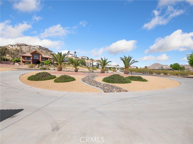 Detail Gallery Image 66 of 73 For 16540 Tao Rd, Apple Valley,  CA 92307 - 4 Beds | 3 Baths