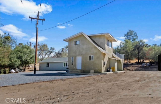 Detail Gallery Image 2 of 24 For 43520 Brookside Rd, Miramonte,  CA 93641 - 1 Beds | 1 Baths