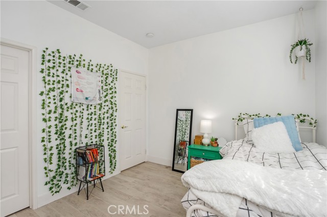 Image 19 of 42 For 36 Rinehart  