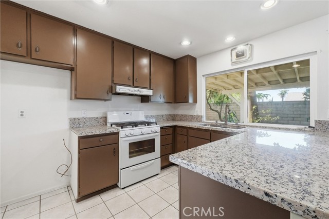 Detail Gallery Image 12 of 32 For 4314 Baggett Dr, Riverside,  CA 92505 - 4 Beds | 2 Baths