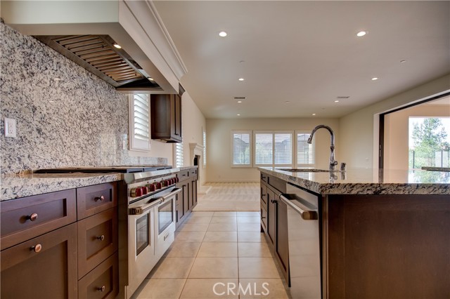 Detail Gallery Image 16 of 75 For 120 Nest Pine, Irvine,  CA 92602 - 5 Beds | 5/1 Baths