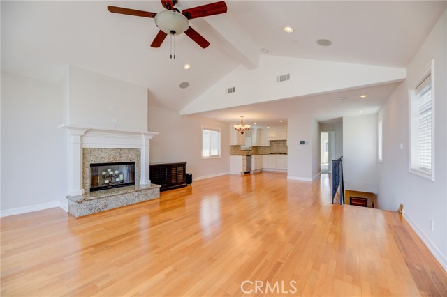 Detail Gallery Image 14 of 36 For 1726 Carlson Ln, Redondo Beach,  CA 90278 - 3 Beds | 2/1 Baths