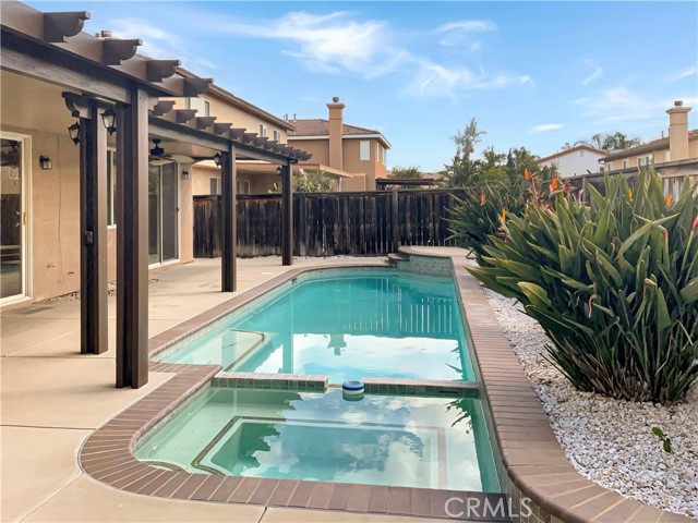 Detail Gallery Image 17 of 18 For 7025 Dove Valley Way, Corona,  CA 92880 - 3 Beds | 2 Baths