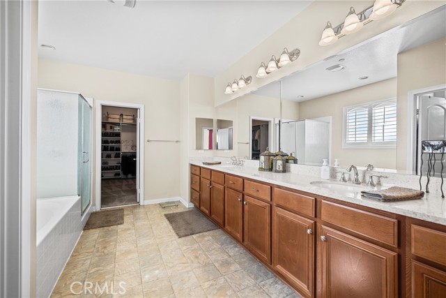 Detail Gallery Image 25 of 55 For 4882 Hawk Ridge Ave, Fontana,  CA 92336 - 4 Beds | 3/1 Baths