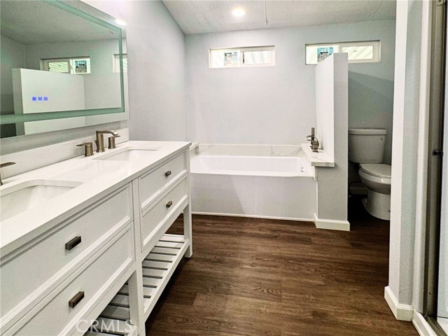 Detail Gallery Image 3 of 5 For 21214 Seep Willow Way #273,  Canyon Country,  CA 91351 - 2 Beds | 2 Baths