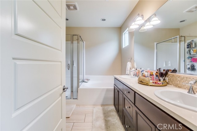 Detail Gallery Image 20 of 55 For 20310 Paseo Los Arcos, Porter Ranch,  CA 91326 - 4 Beds | 3 Baths