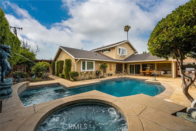 Detail Gallery Image 18 of 75 For 3030 E Elgin, Orange,  CA 92869 - 4 Beds | 2/1 Baths