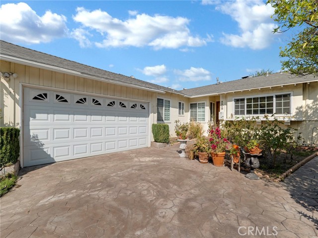 Detail Gallery Image 2 of 23 For 5310 Nestle Ave, Tarzana,  CA 91356 - 3 Beds | 2 Baths