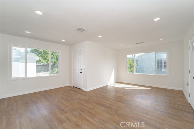 Detail Gallery Image 14 of 22 For 1101 E 115th, Los Angeles,  CA 90059 - 3 Beds | 1 Baths