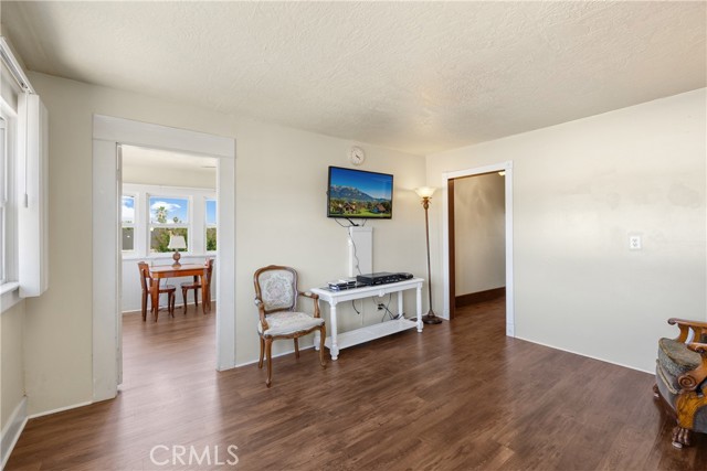 Detail Gallery Image 36 of 38 For 945 San Bernardino Ave, Pomona,  CA 91767 - 4 Beds | 2 Baths