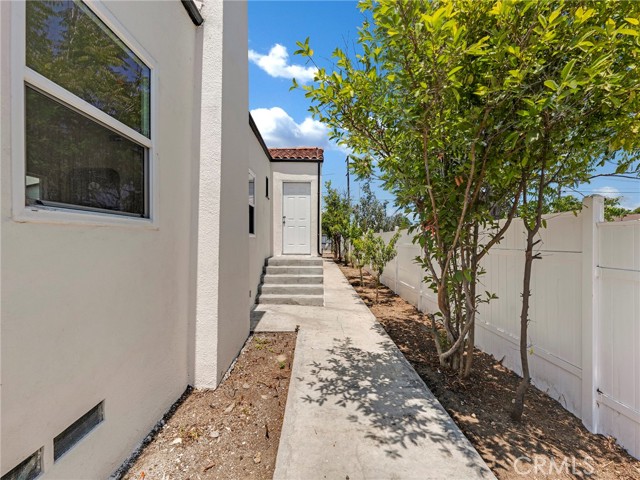 13251 Pinney Street, Pacoima CA: https://media.crmls.org/medias/c4d9b923-2b3a-4148-bbb6-035cf32f47c8.jpg