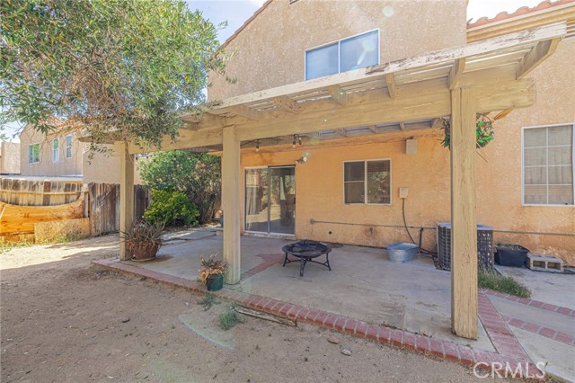 36849 James Place, Palmdale CA: https://media.crmls.org/medias/c4d9c7d6-0f43-408a-8a49-ab448e9154c6.jpg