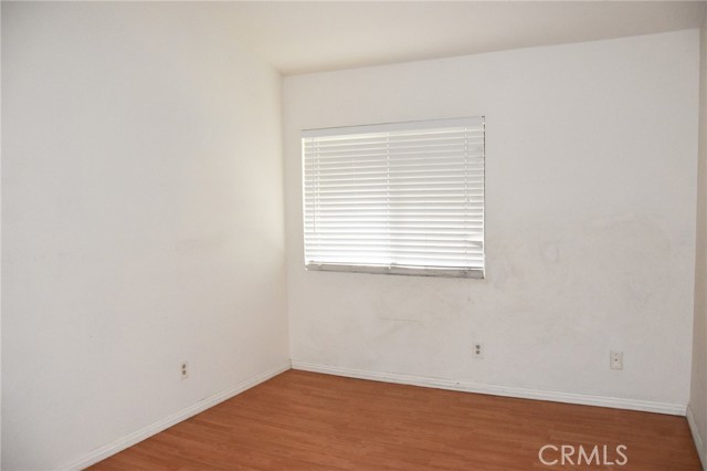 Detail Gallery Image 11 of 19 For 2155 N Fairview St #8,  Santa Ana,  CA 92706 - 3 Beds | 2/1 Baths
