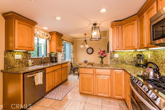 2016 Dufour Avenue, Redondo Beach, California 90278, 3 Bedrooms Bedrooms, ,2 BathroomsBathrooms,Residential,Sold,Dufour,SB17040386